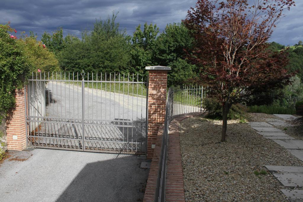 B&B Bricco Fiore Briaglia Exterior photo